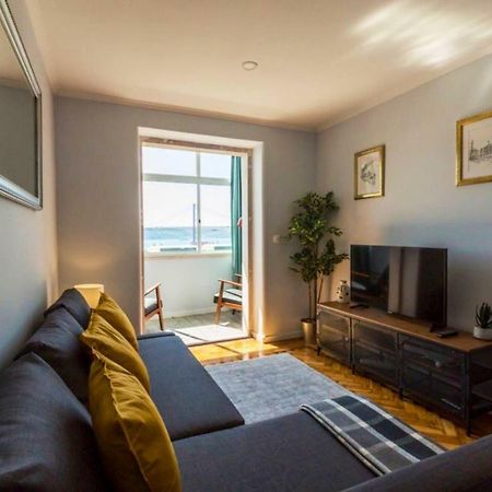 Ola Lisbon - Lapa I Apartment Bagian luar foto