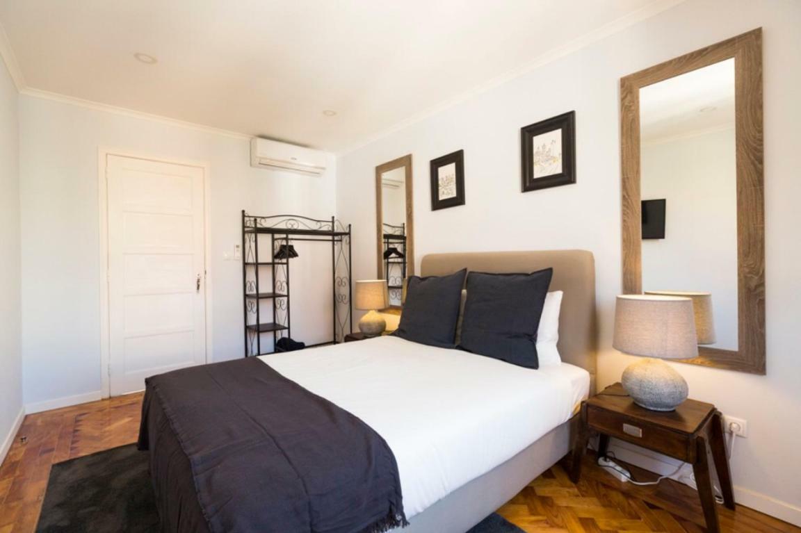 Ola Lisbon - Lapa I Apartment Bagian luar foto
